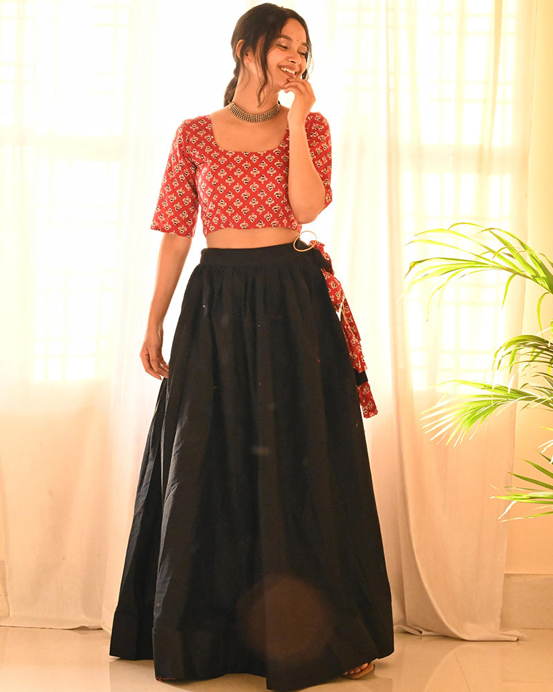 Black crop top with red skirt hotsell