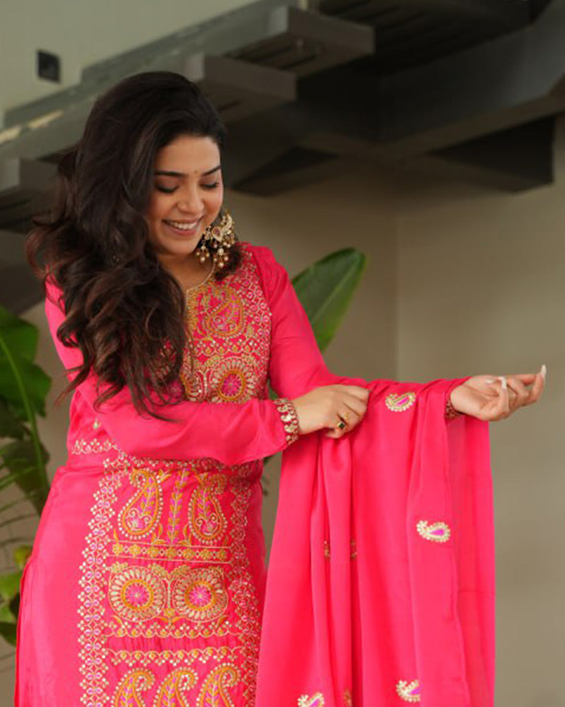 Gajri Color Chinon Embroidered Kurti Suit