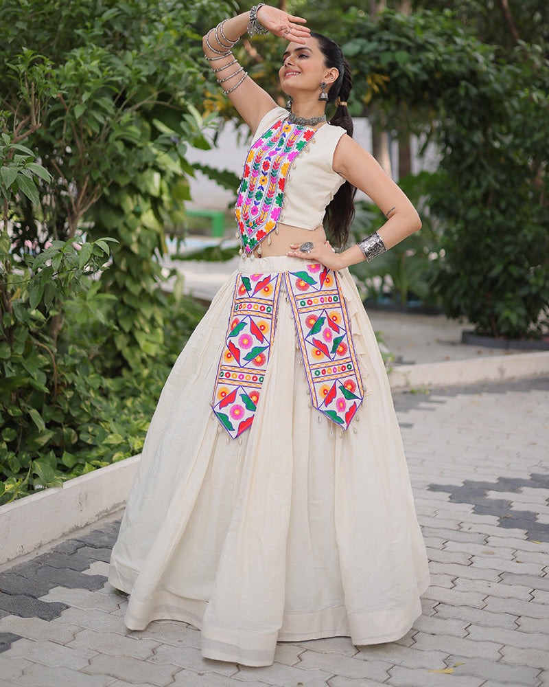 Off-White Color kora Cotton Gamthi Embroidered Navratri Lehenga Choli