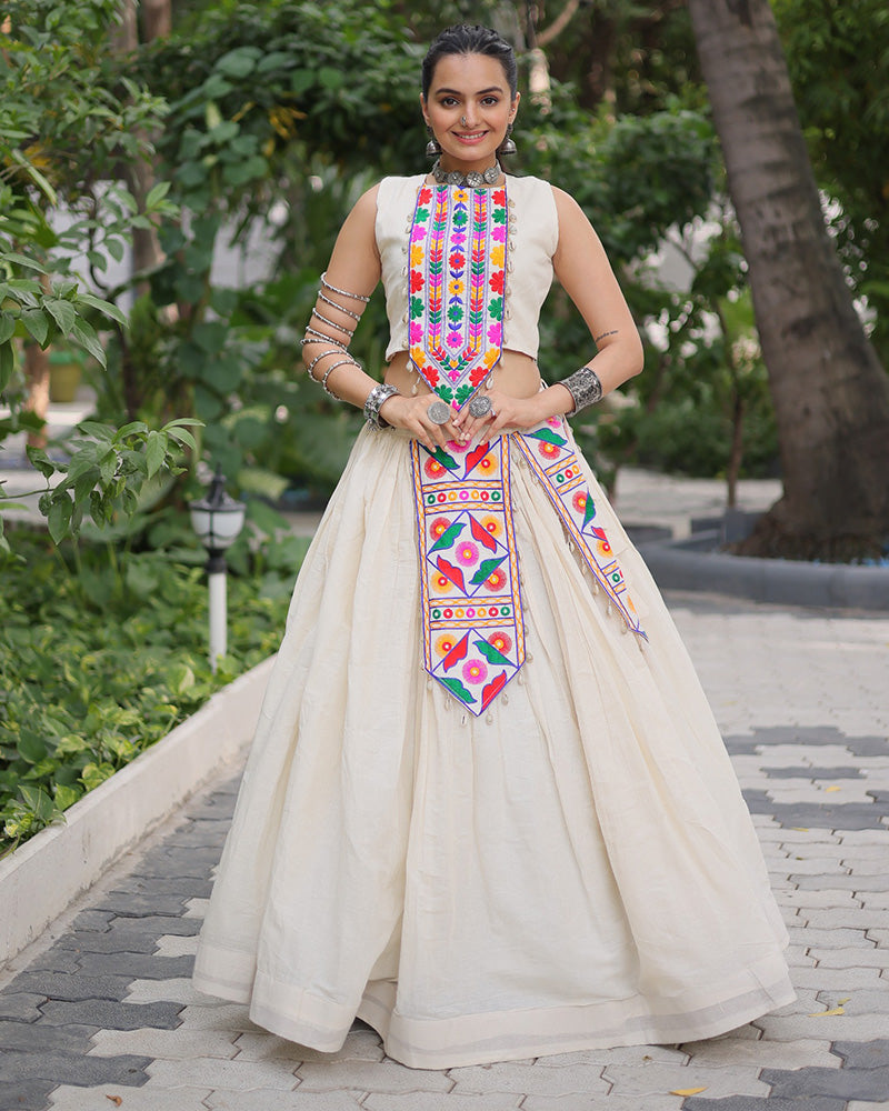Off-White Color kora Cotton Gamthi Embroidered Navratri Lehenga Choli