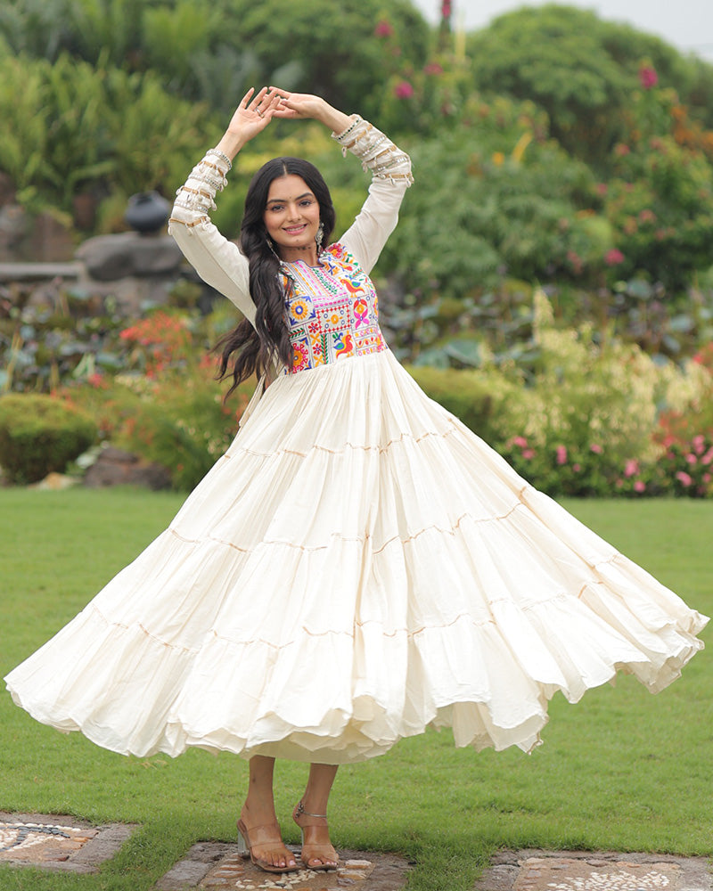 Off-White Color Kora Cotton Multi Threaded Navratri Gown