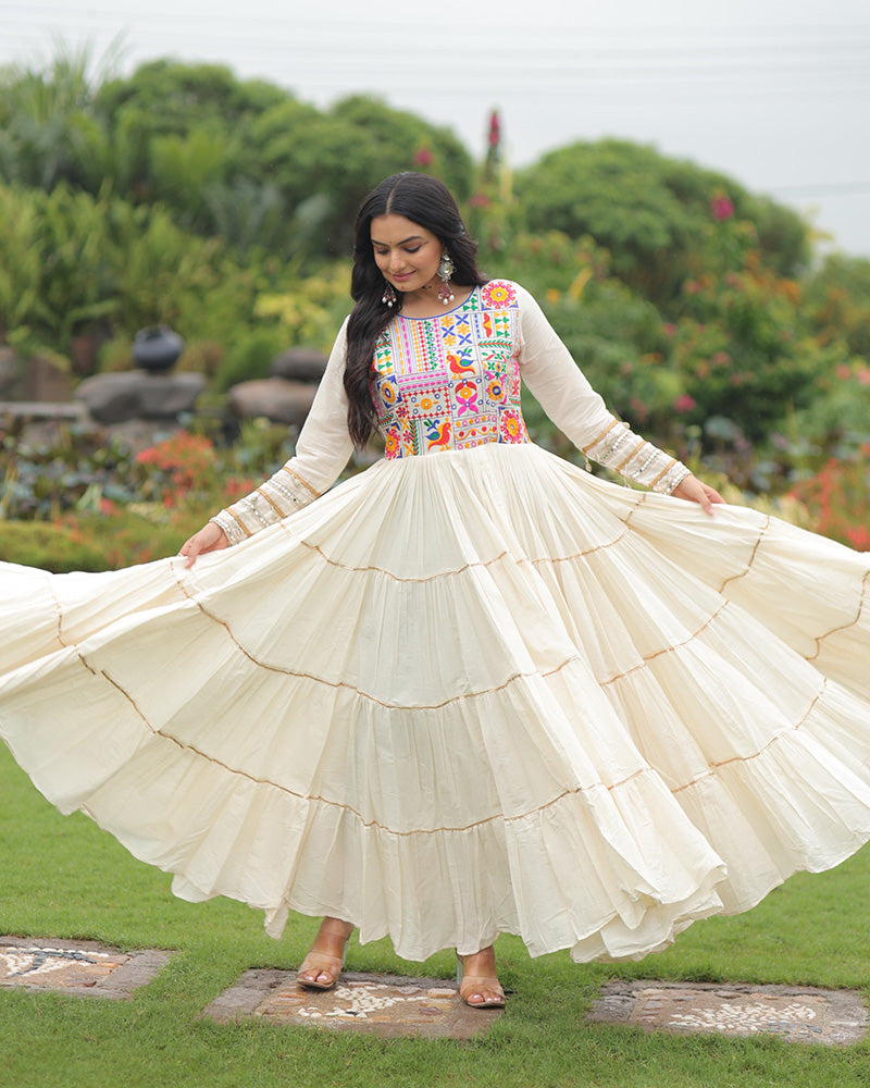 Off-White Color Kora Cotton Multi Threaded Navratri Gown