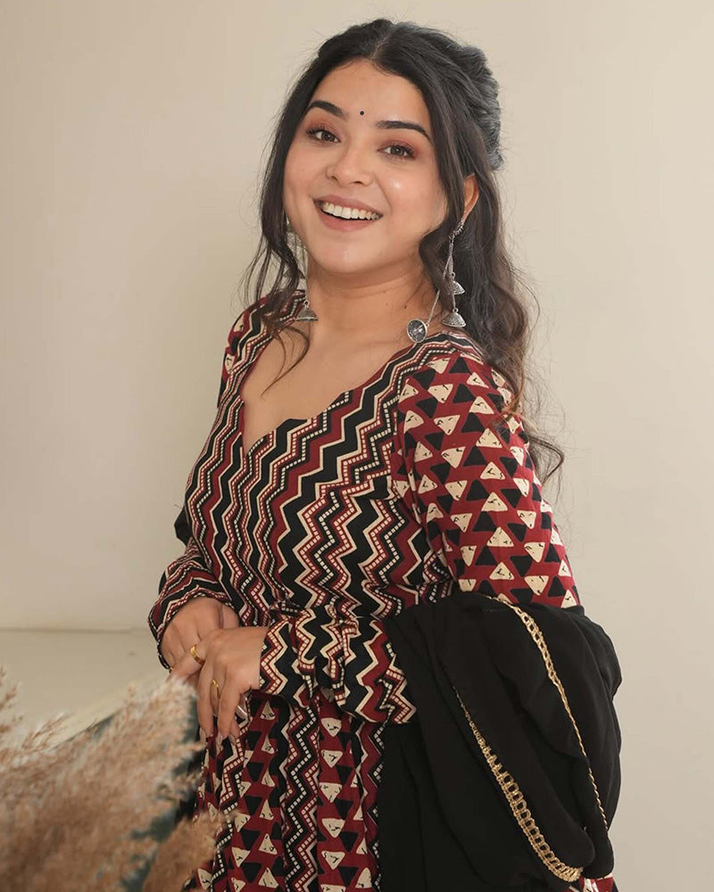 Black Color Laheriya Triangle Printed Pure Cotton Anarkali Suit