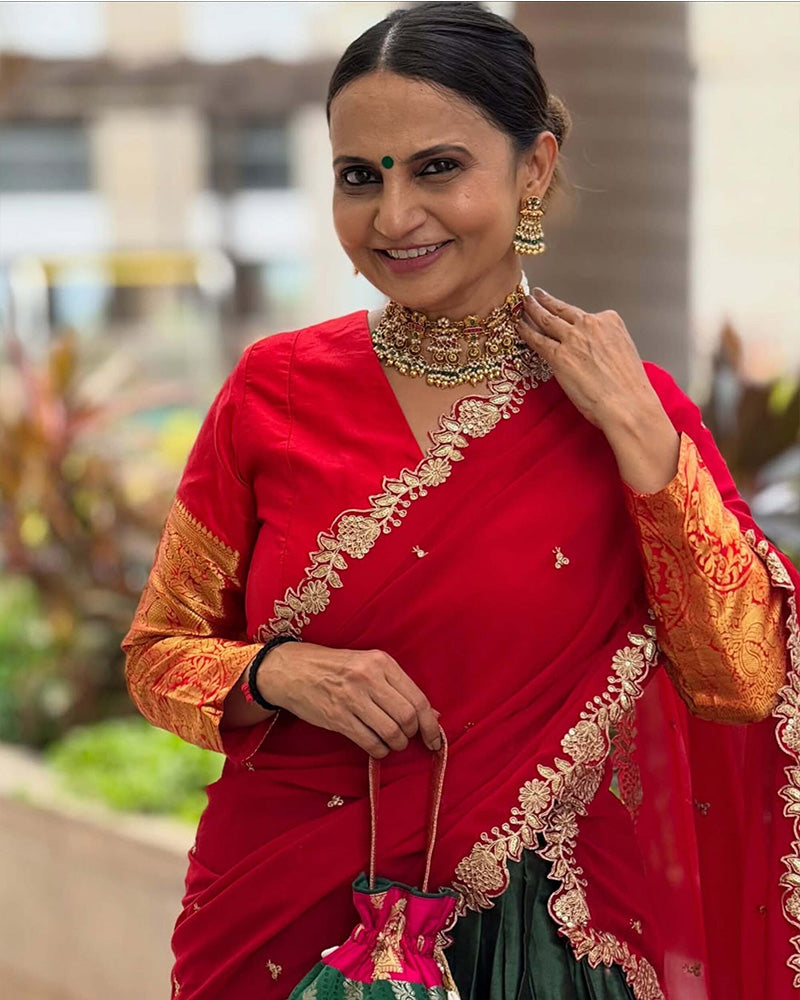 Roopal Shah In Green Color Narayan Pattu Silk Designer Lehenga Choli