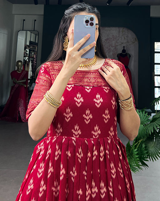 Red Color Kota  Chex Zari Weaving Work Gown