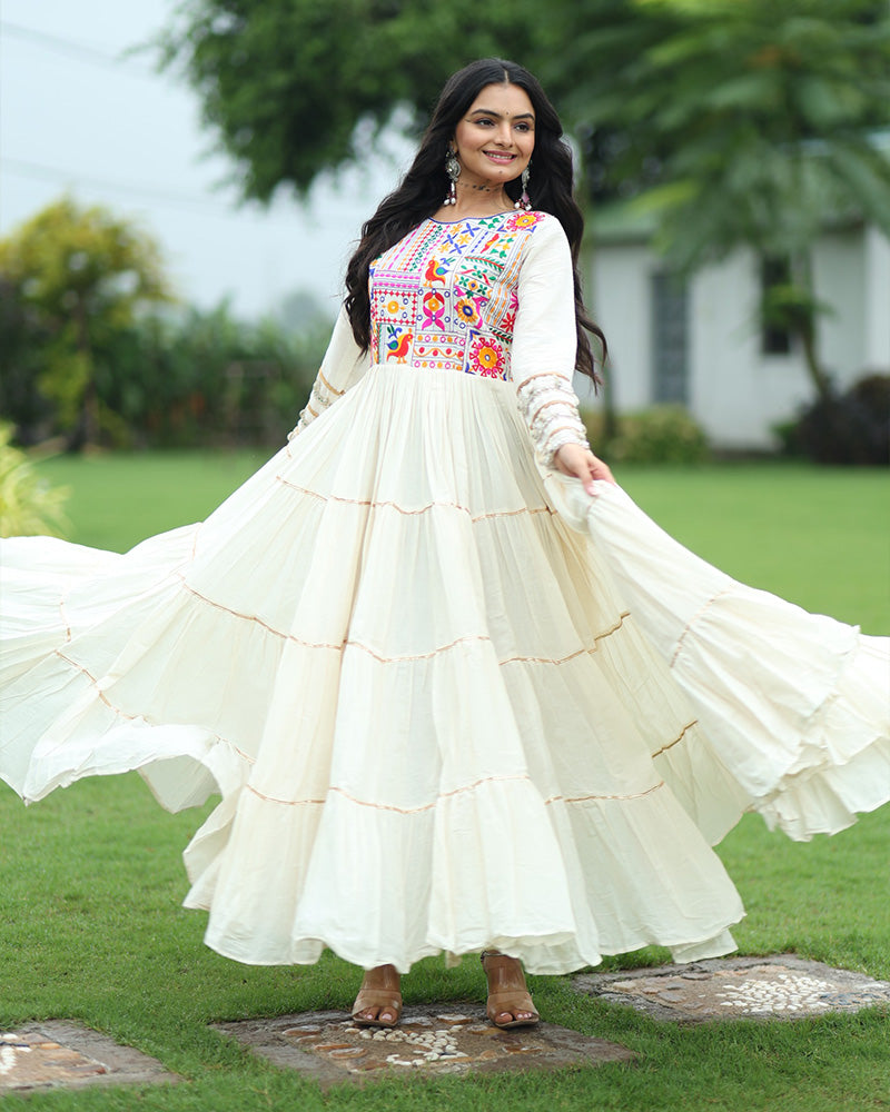 Off-White Color Kora Cotton Multi Threaded Navratri Gown