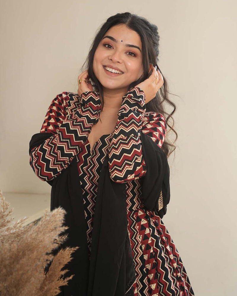 Black Color Laheriya Triangle Printed Pure Cotton Anarkali Suit