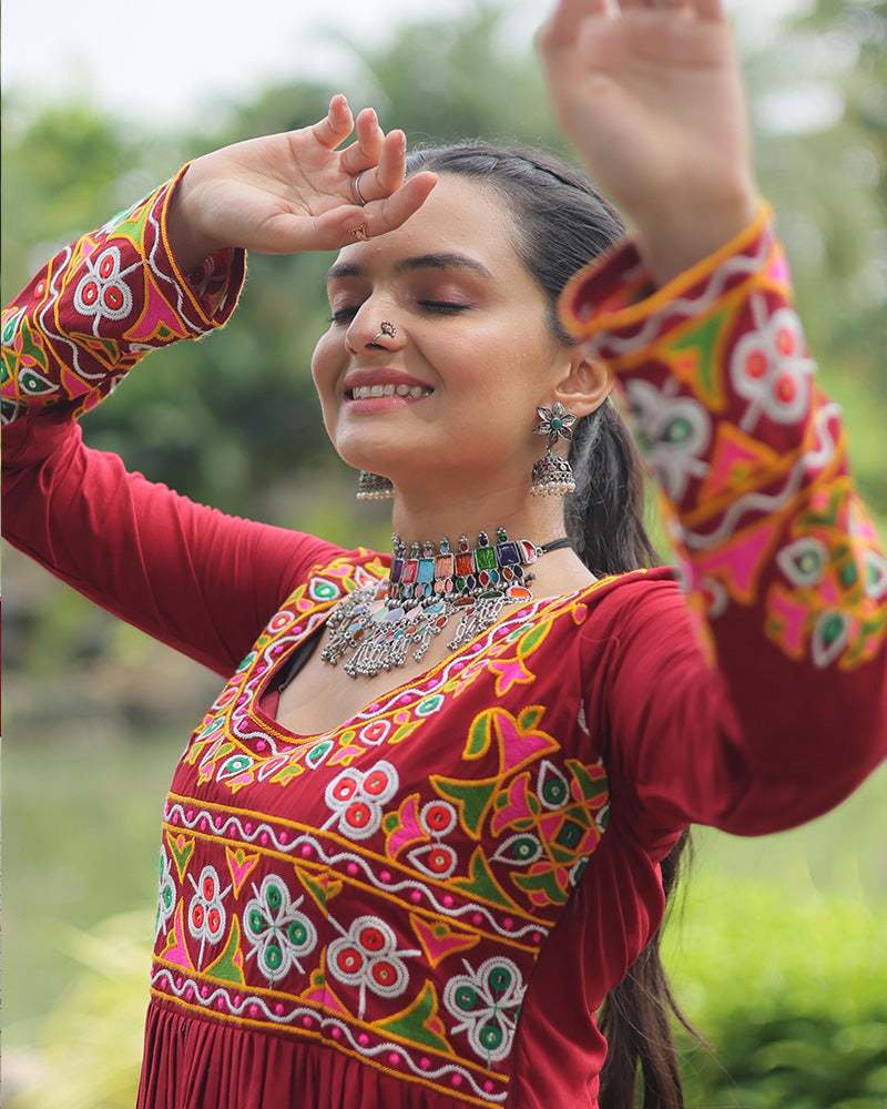 Maroon Color Rayon Gamthi Work Navratri Kurti