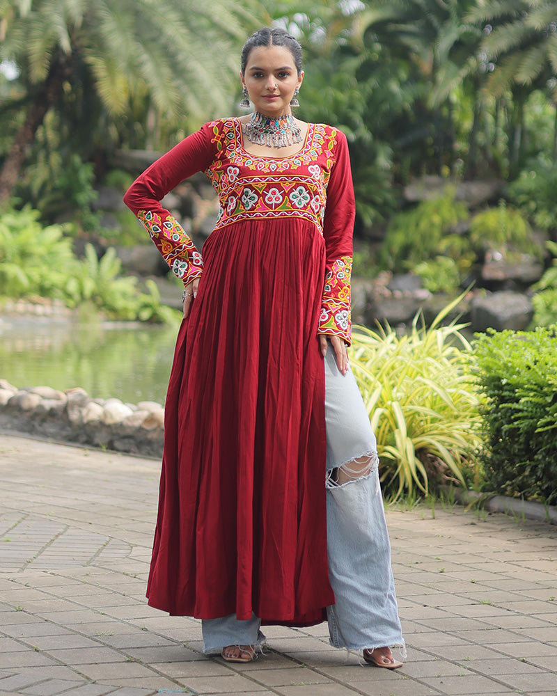 Maroon Color Rayon Gamthi Work Navratri Kurti