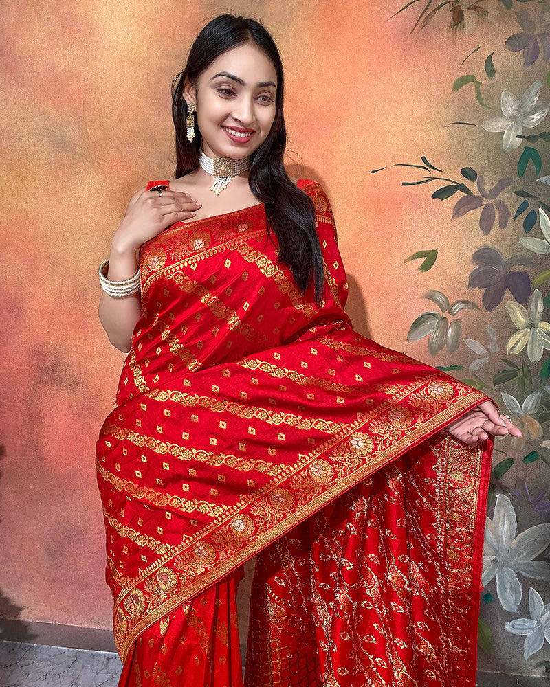 Red Color Viscose Dolla Silk Saree