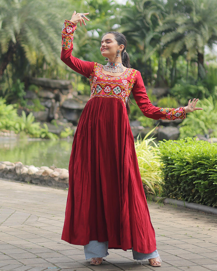 Maroon Color Rayon Gamthi Work Navratri Kurti