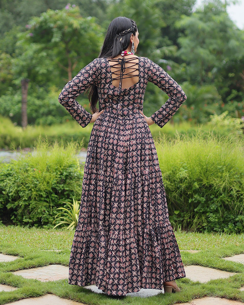 Black Color Cotton Gamthi Work Navratri Gown