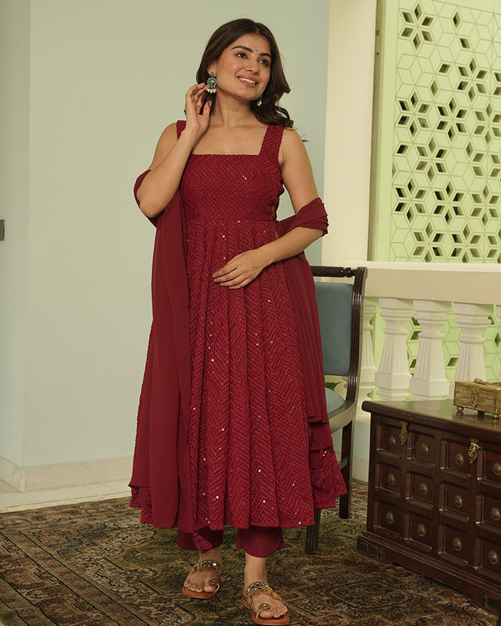 Maroon Color Georgette Lucknowi Three Piece Kurti Suit