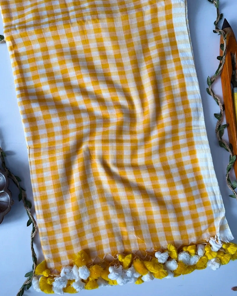 Yellow Color Pure Mal Cotton Chex Printed Saree