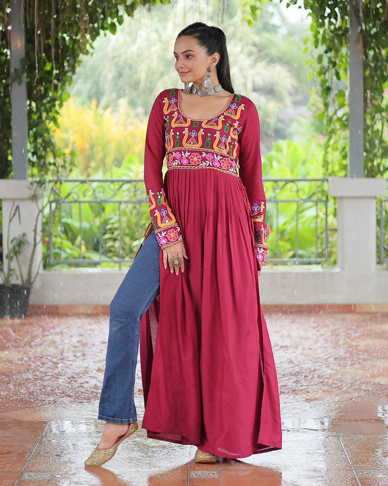 Red Color Rayon Gamthi Work Navratri Kurti
