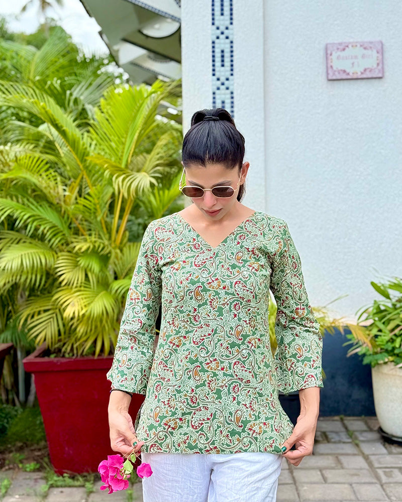 Green Color Pure Cotton Kalamakri Printed Tunic