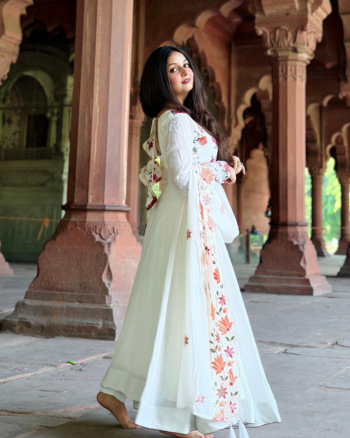 Vasundhara Singh In Off White Floral Soft Georgette Three Piece Anarkali Suit
