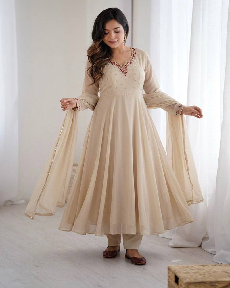 Off  White Color Faux Georgette Elegant Gown