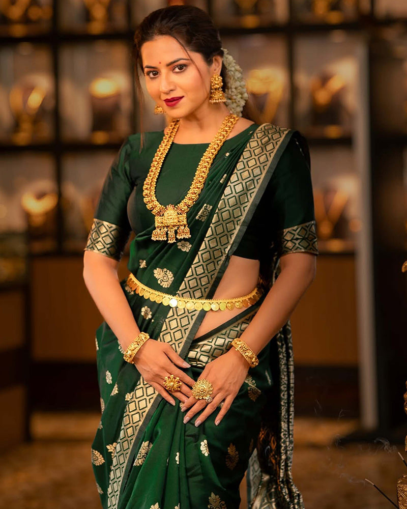 Ridhima Tiwari In Dark Green Color Banarasi Jacquard Soft Silk Saree