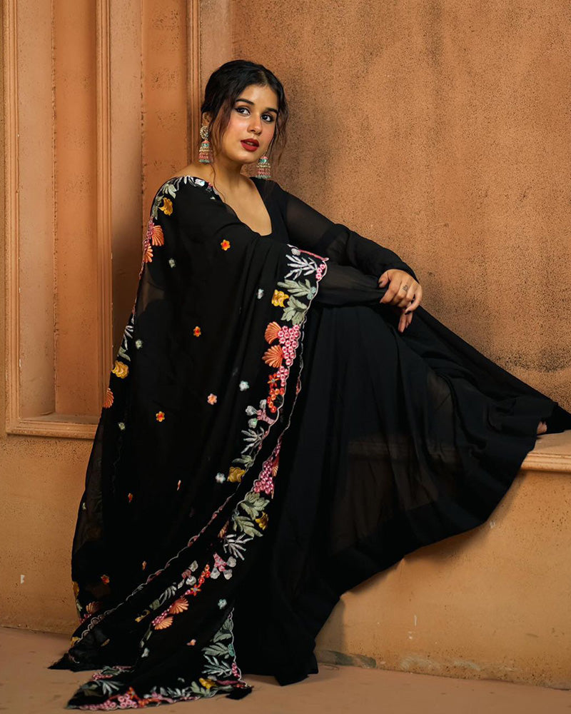 Rhythm Soni In Georgette Black Color Backless Anarkali Three Piece Suit