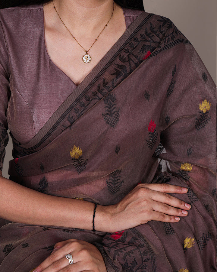 Onion Color Thread Weaving Poly Cotton Saree