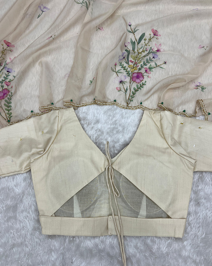 Off-White Color Tebby Silk Floral Printed Saree