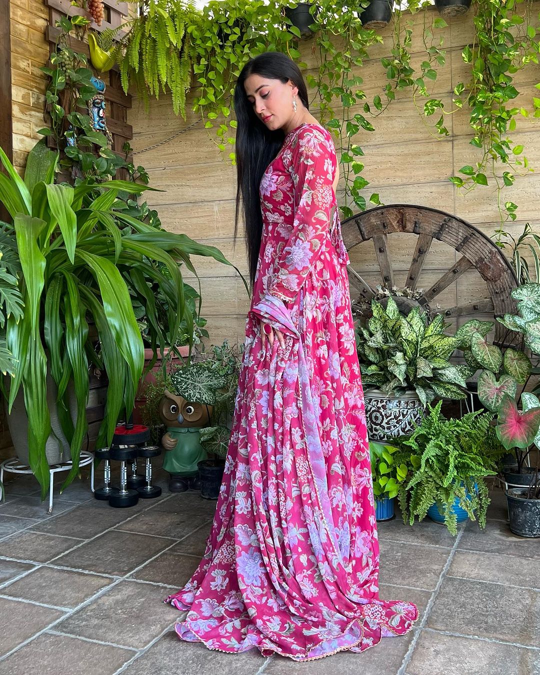 Isha Sharma Stylish Neck Design Soft Georgette Floral Pink Color Three Piece Anarkali Suit