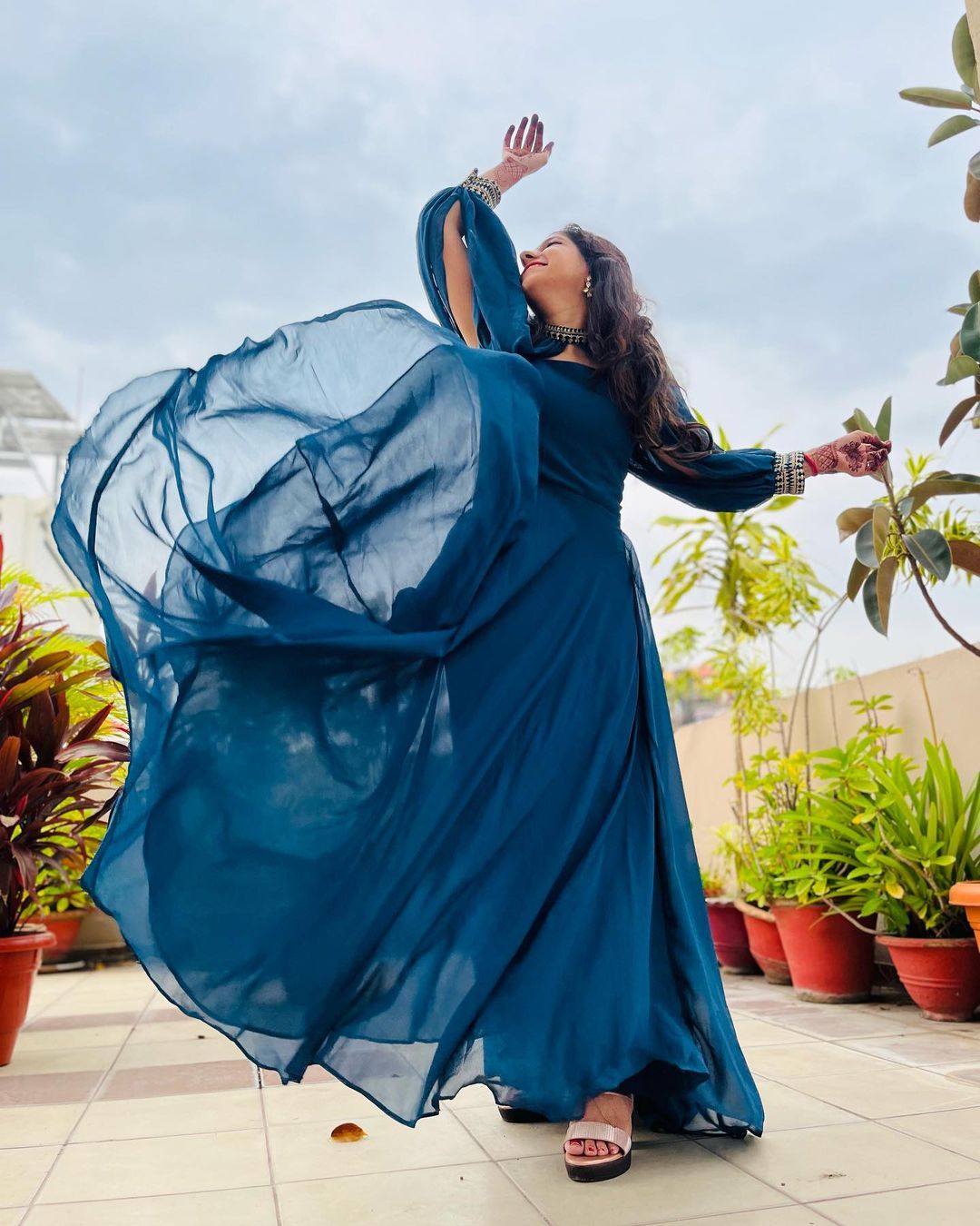 Eureeka & Dhanshree Jangid In Two Color Detachable Sleeve Anarkali Gown