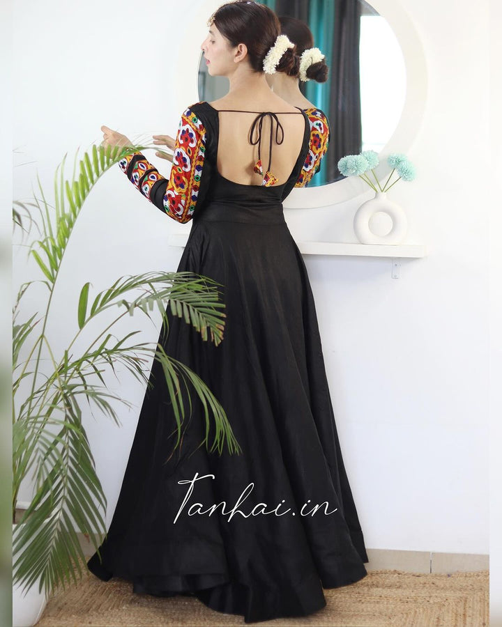 Lucki in Black Color Full Flairy Cotton Navratri Anarkali Gown