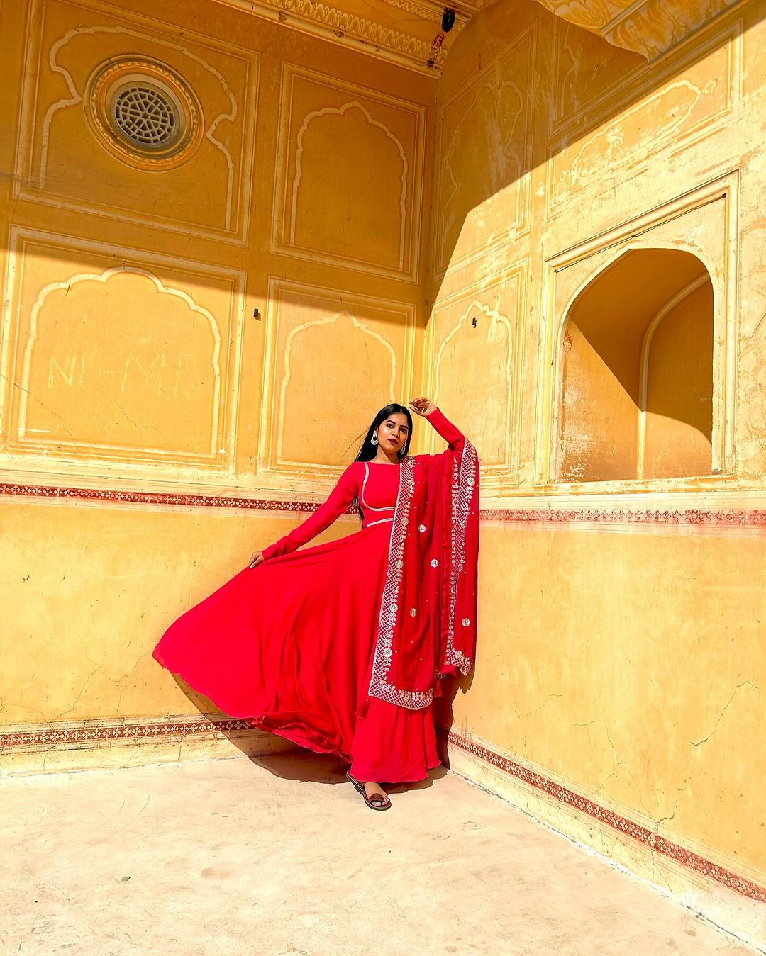 Arti Gupta in Our Rani Pink Embroidered Dupatta Anarkali Three Piece Suit